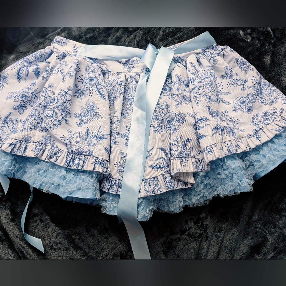 NWT Dolls Kill Poetic Justice Blue Floral Mini Skirt By sSugar Thrillz. - Picture 12 of 16
